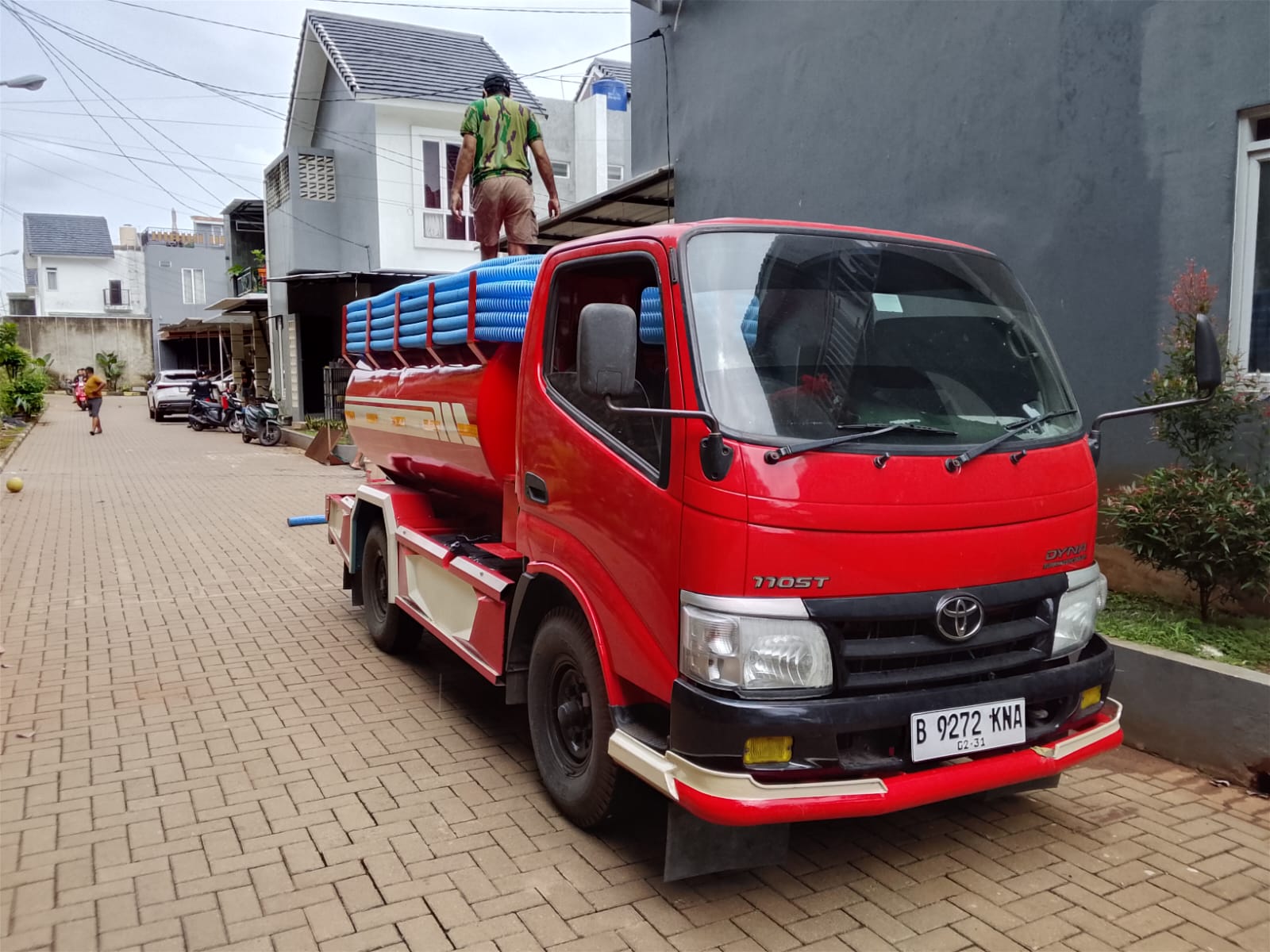 Teknisi Sedot WC Depok - Tim Pakar Sedot WC 24 Jam